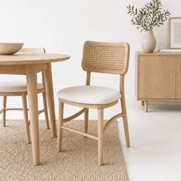 Silla de Estilo Natural con Respaldo Tejido y Asiento Acolchado
